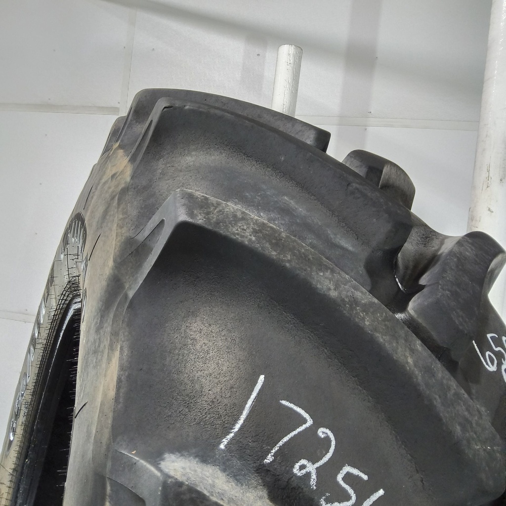 650/85R38 Goodyear Farm DT824 Optitrac R-1W 173A8 90%