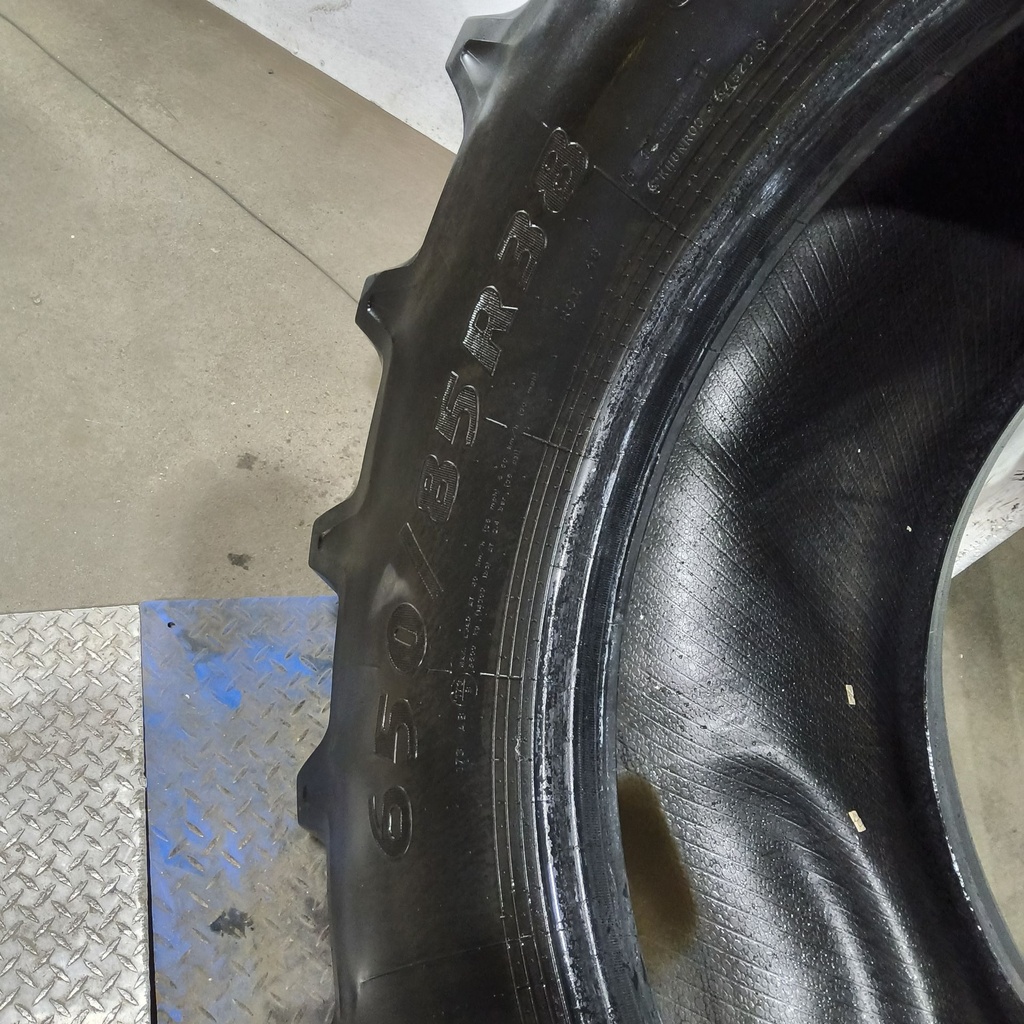 650/85R38 Goodyear Farm DT824 Optitrac R-1W 173A8 90%