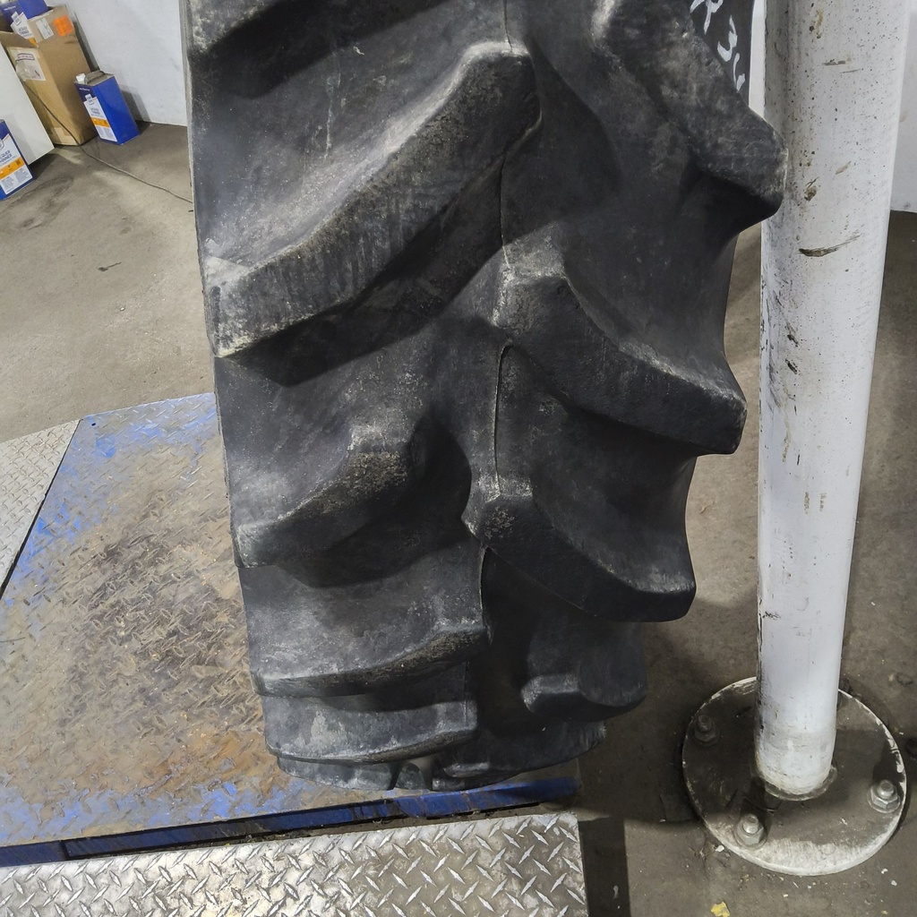 320/85R34 Goodyear Farm Dyna Torque Radial FWA R-1 133B 70%