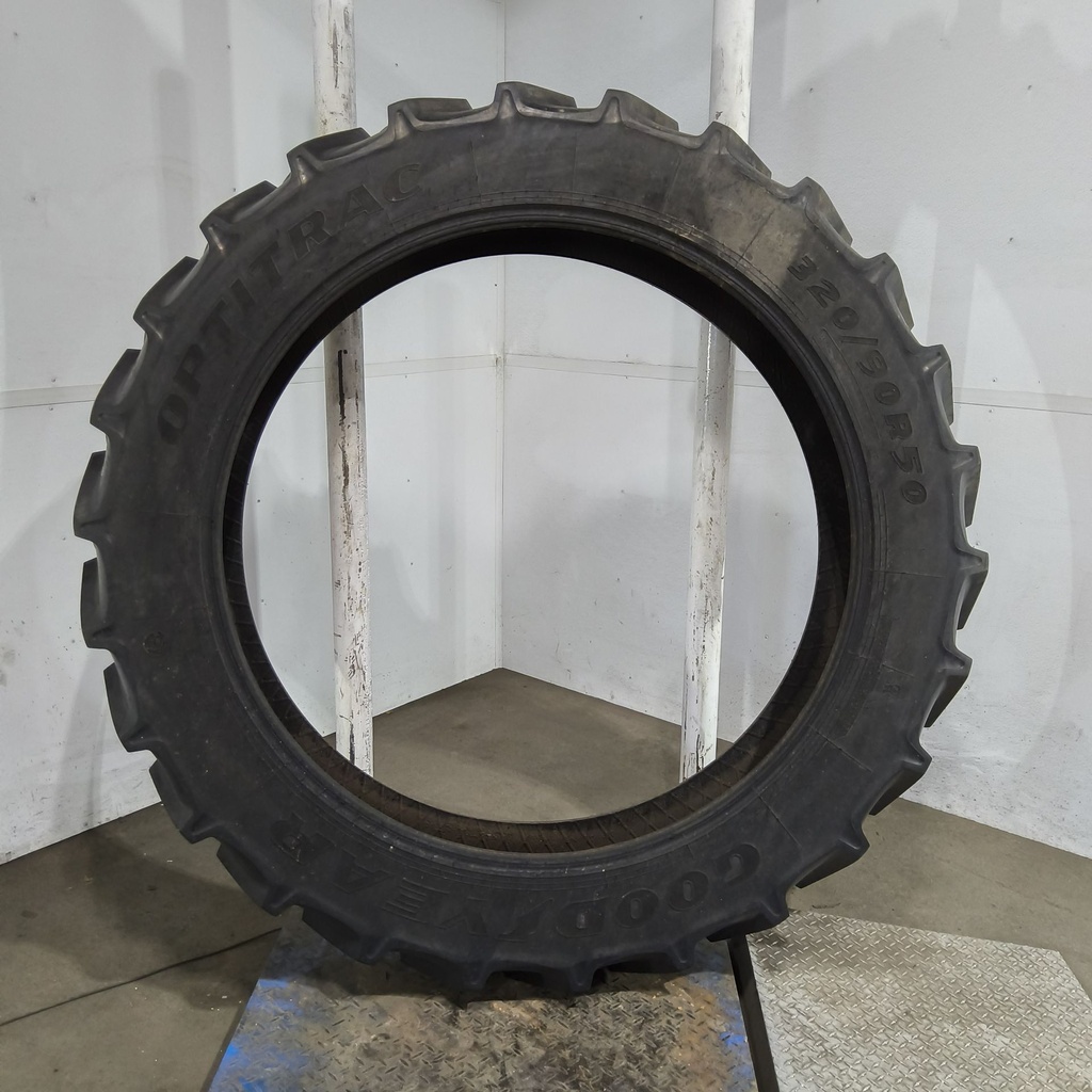 320/90R50 Goodyear Farm Optitrac R-1W 148D 85%