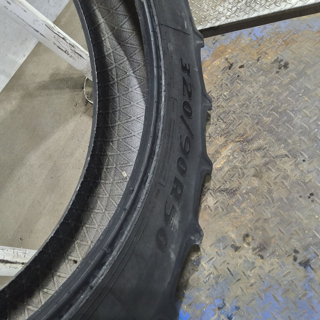 320/90R50 Goodyear Farm Optitrac R-1W 148D 65%