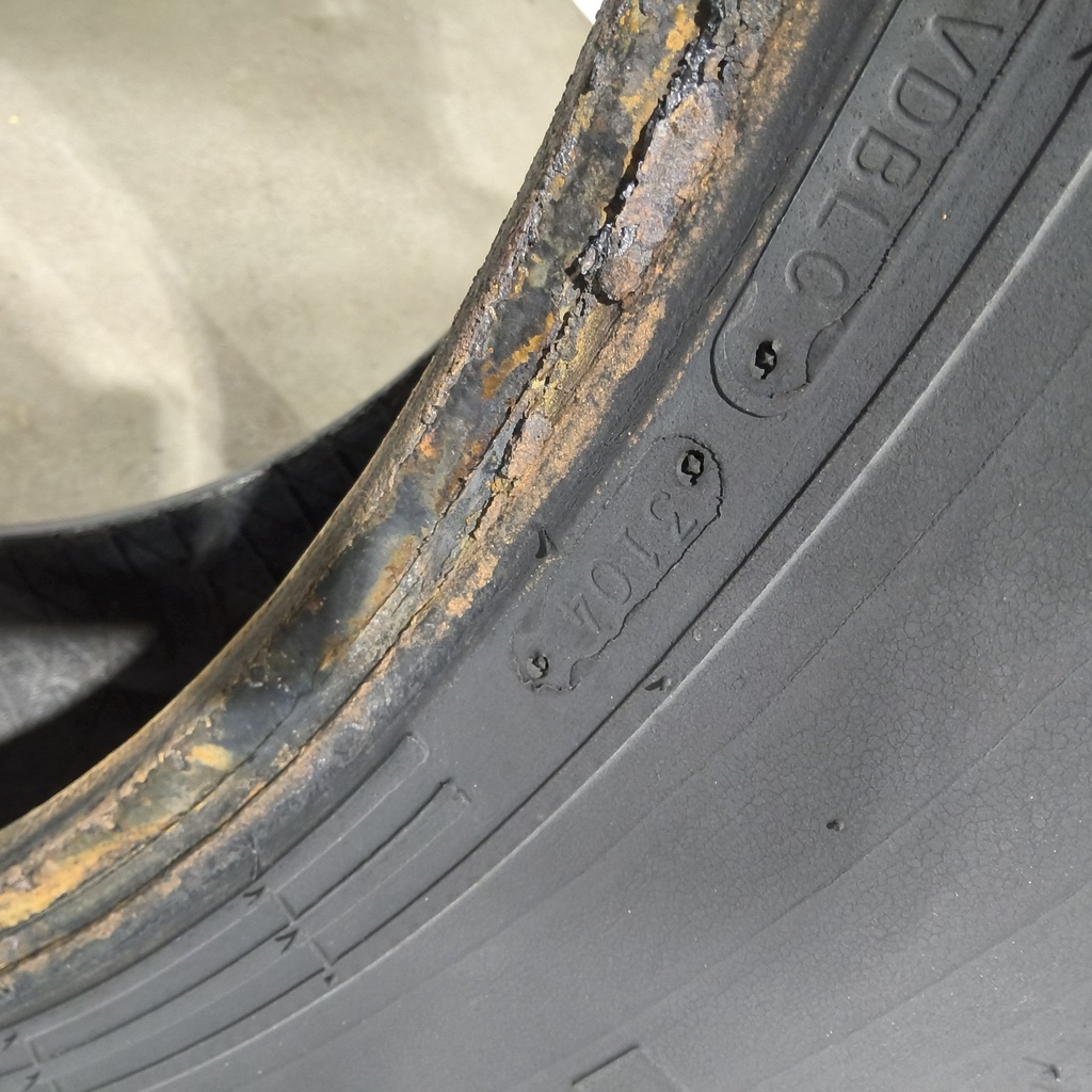 15.5-38 Kelly-Springfield Power Mark 2000 R-1 C (6 Ply), 99%