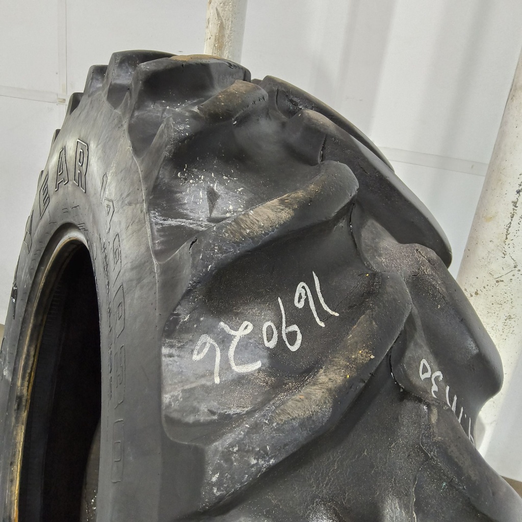 14.9R30 Goodyear Farm Dyna Torque Radial R-1 134A8 75%