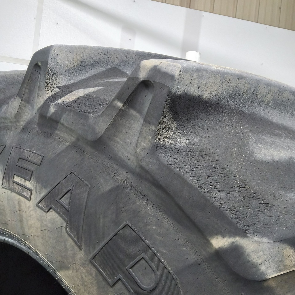 LSW1100/45R46 Goodyear Farm Optitrac R-1W 181D 85%
