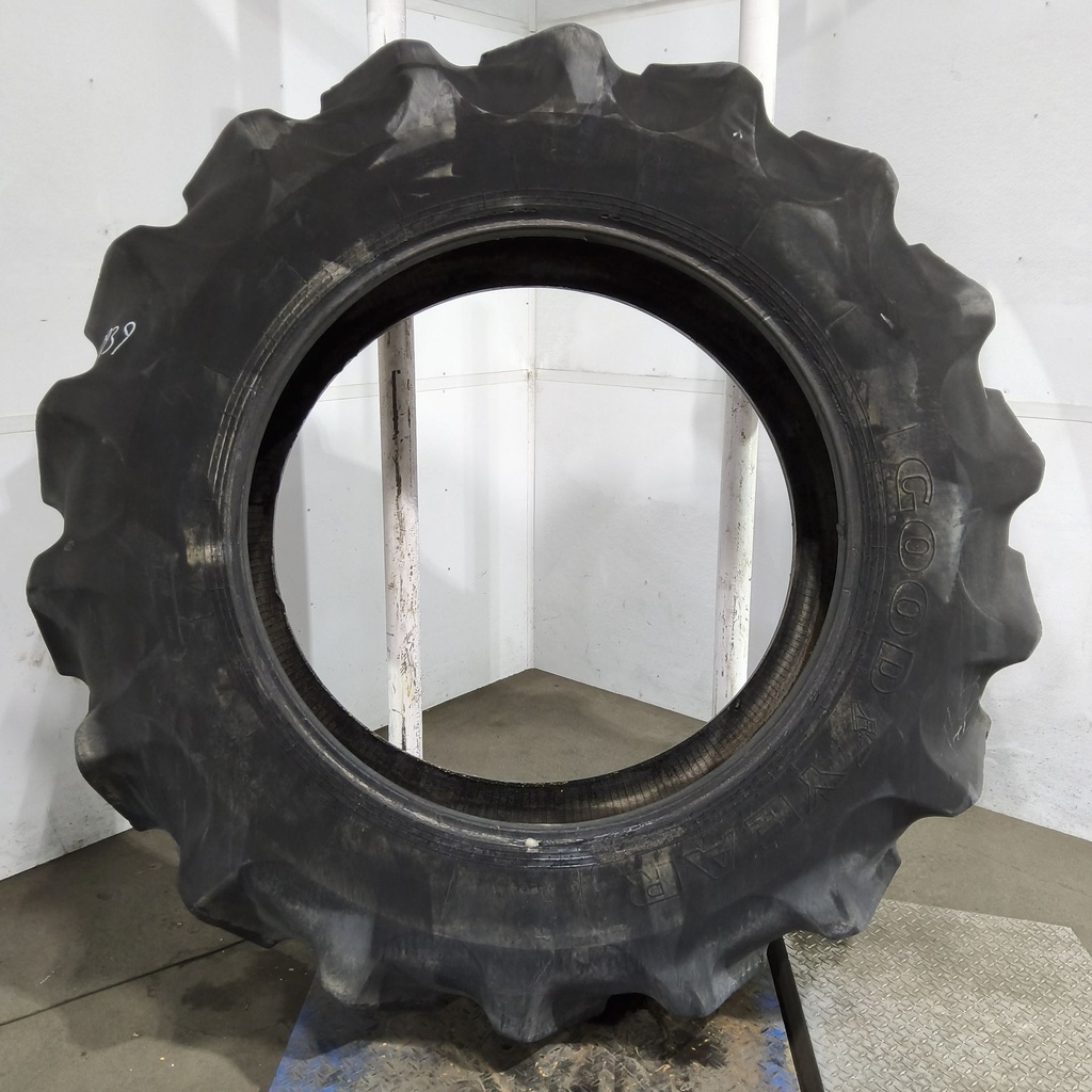 520/85R46 Goodyear Farm Special Sure Grip Radial TD8 R-2 158B 75%
