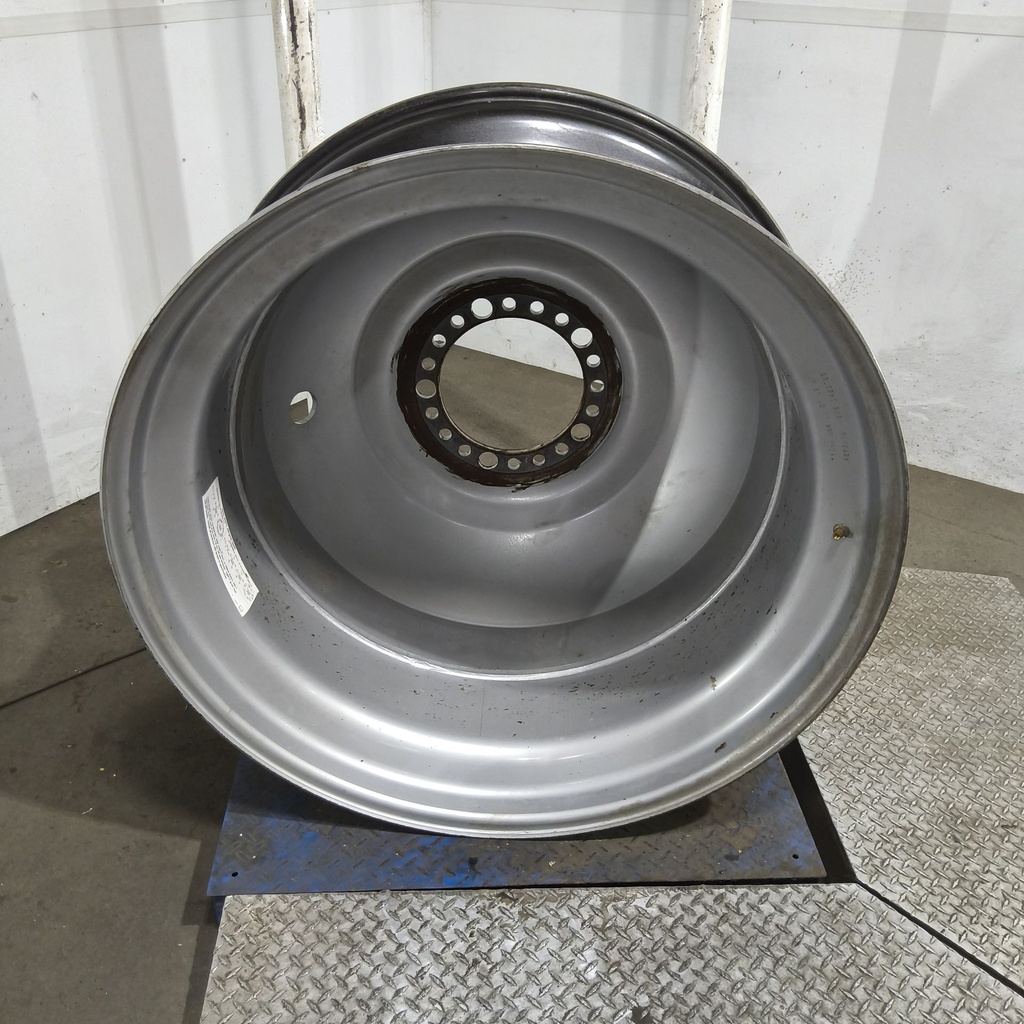 18"W x 42"D, Case IH Silver Mist 20-Hole Dolly Dual , -15.12" Offset