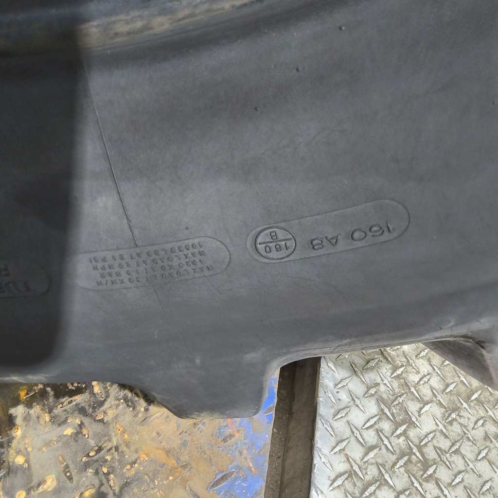 620/70R42 Michelin XM28 R-1W 160B 75%