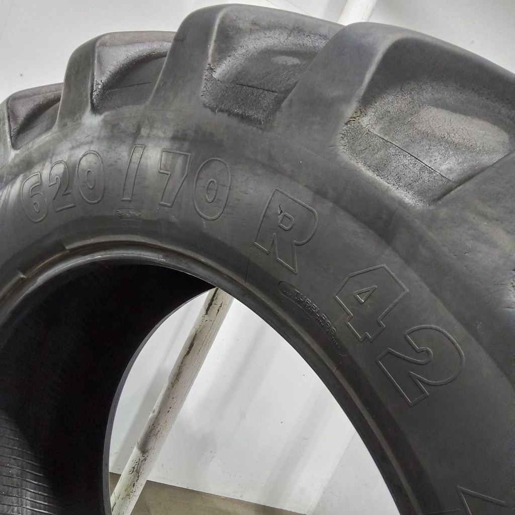 620/70R42 Michelin XM28 R-1W 160B 75%