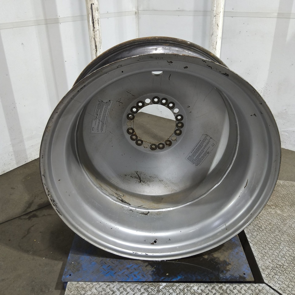 18"W x 42"D, Case IH Silver Mist 20-Hole Dolly Dual , -15.12" Offset