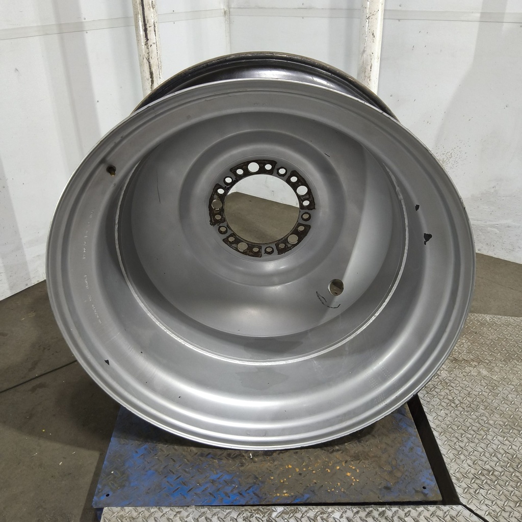 18"W x 42"D, Case IH Silver Mist 20-Hole Dolly Dual , -15.12" Offset