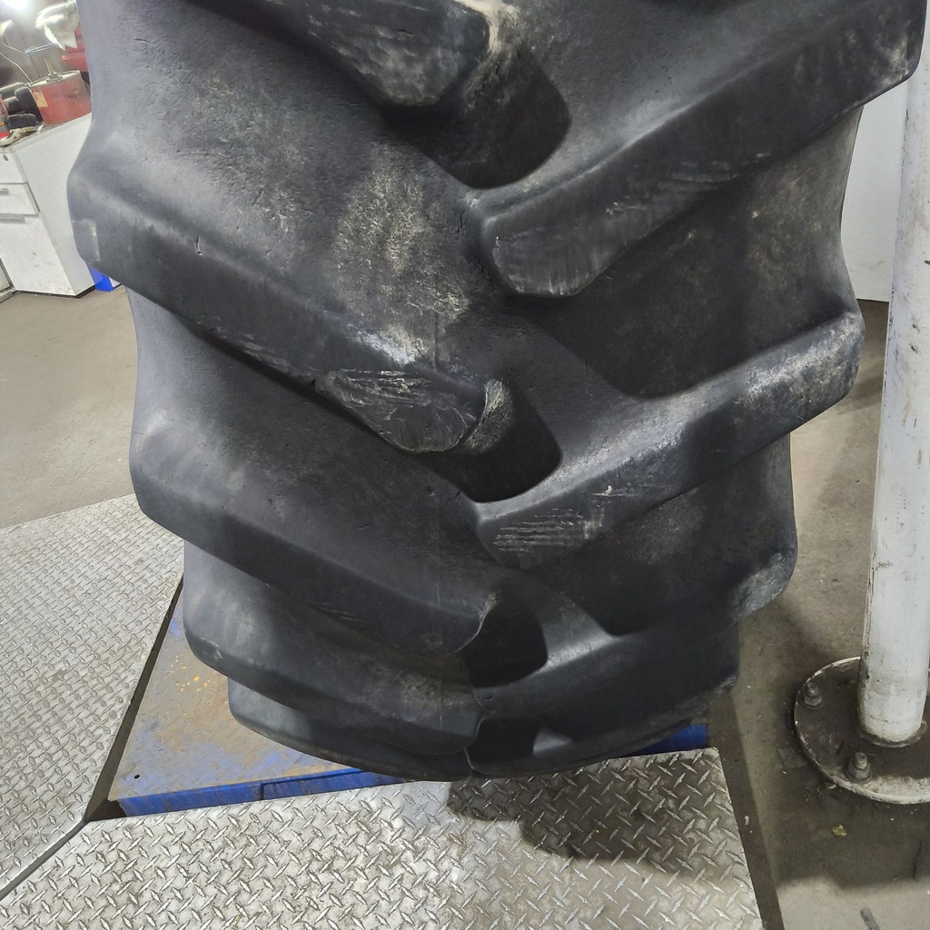 520/85R42 Firestone Radial All Traction 23 R-1 157A8 75%