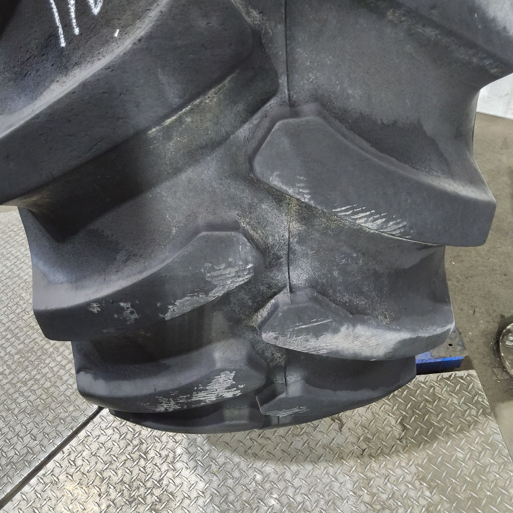 23.1R26 Firestone Radial All Traction 23 R-1 166B 70%