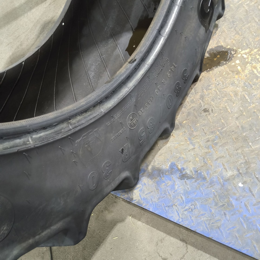 380/85R30 Continental AC85 Contract R-1W 135A8 75%