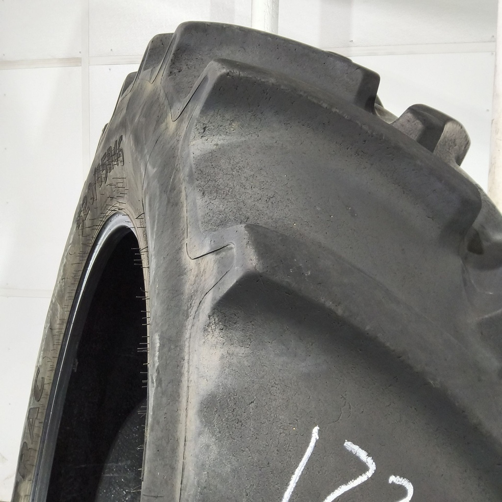 520/85R46 Goodyear Farm Optitrac R-1W 158D 75%