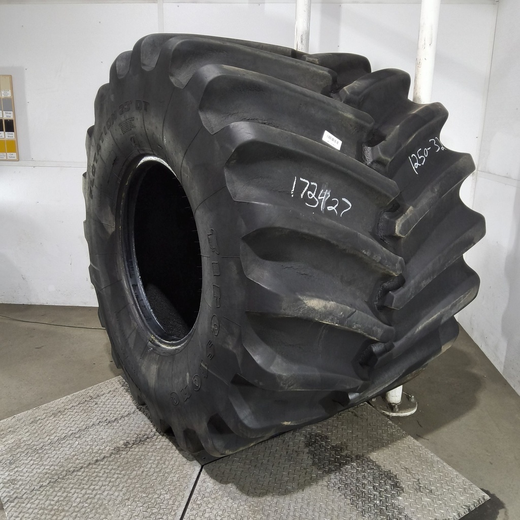 1250/45-32 Firestone Flotation 23 DT R-1W H (16 Ply), 177B 8%
