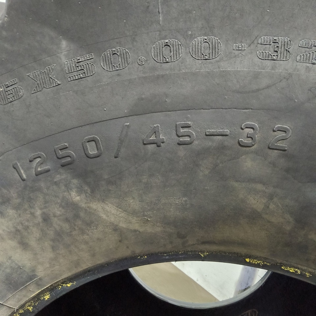 1250/45-32 Firestone Flotation 23 DT R-1W H (16 Ply), 177B 80%