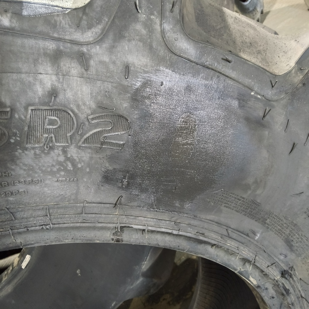 420/85R28 Goodyear Farm Optitrac R-1W 139D 85%
