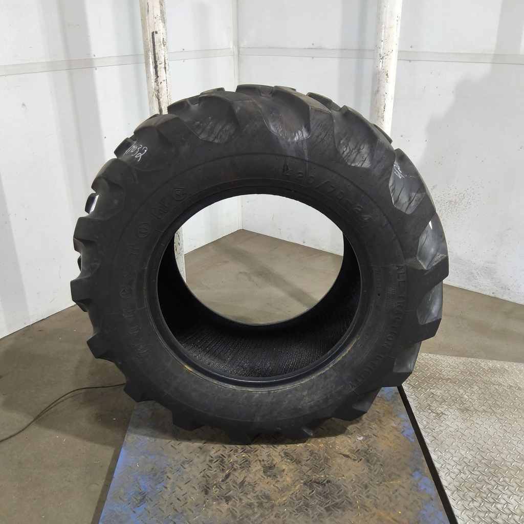 420/70-24 Firestone All Traction Utility R-4 C (6 Ply), 85%