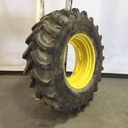 480/80R30 Firestone Radial All Traction DT R-1W on John Deere Yellow 8-Hole Waffle Wheel (Groups of 2 bolts) 95%