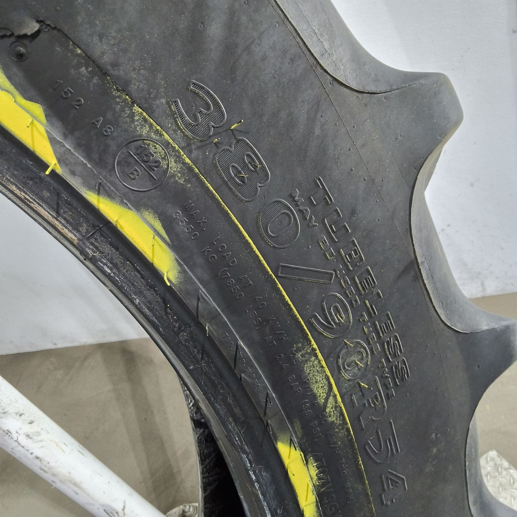 380/90R54 Goodyear Farm DT800 Super Traction R-1W 152B 65%