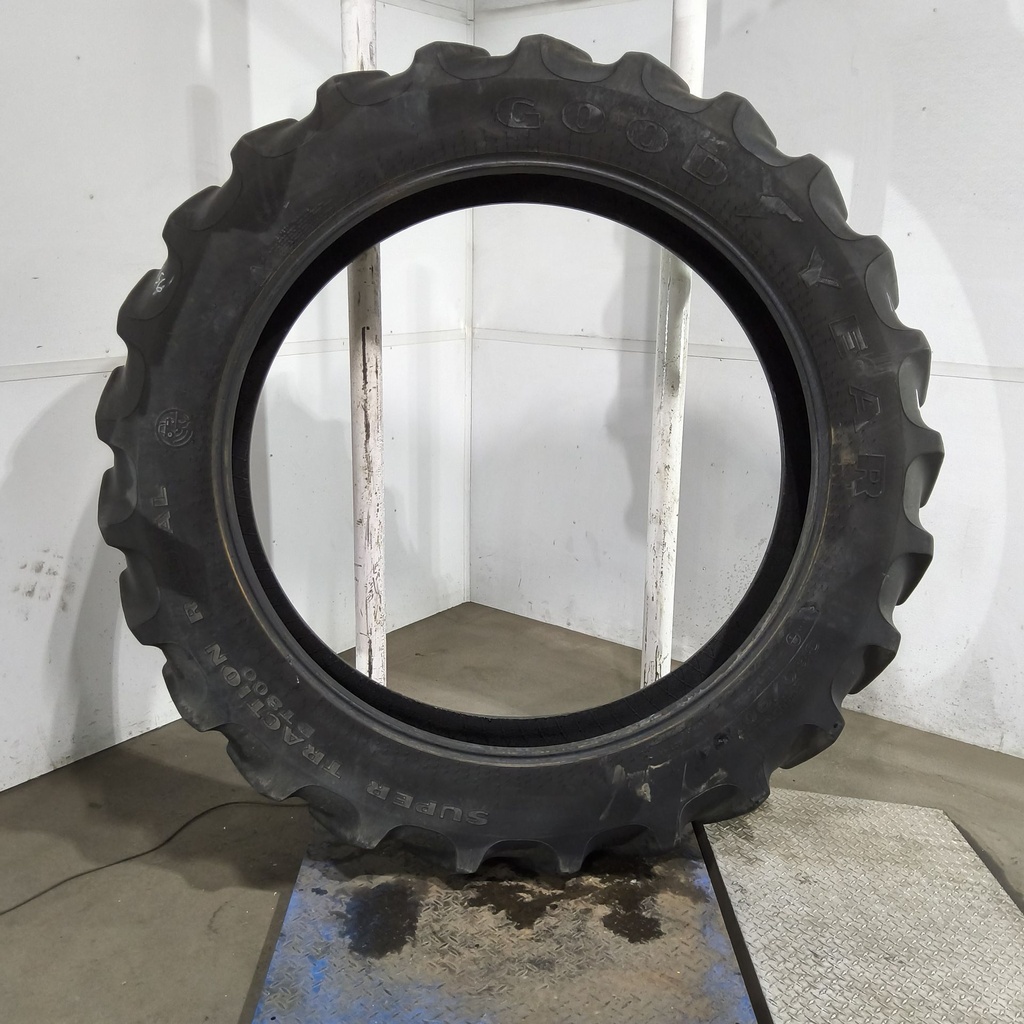 380/90R54 Goodyear Farm DT800 Super Traction R-1W 152B 50%