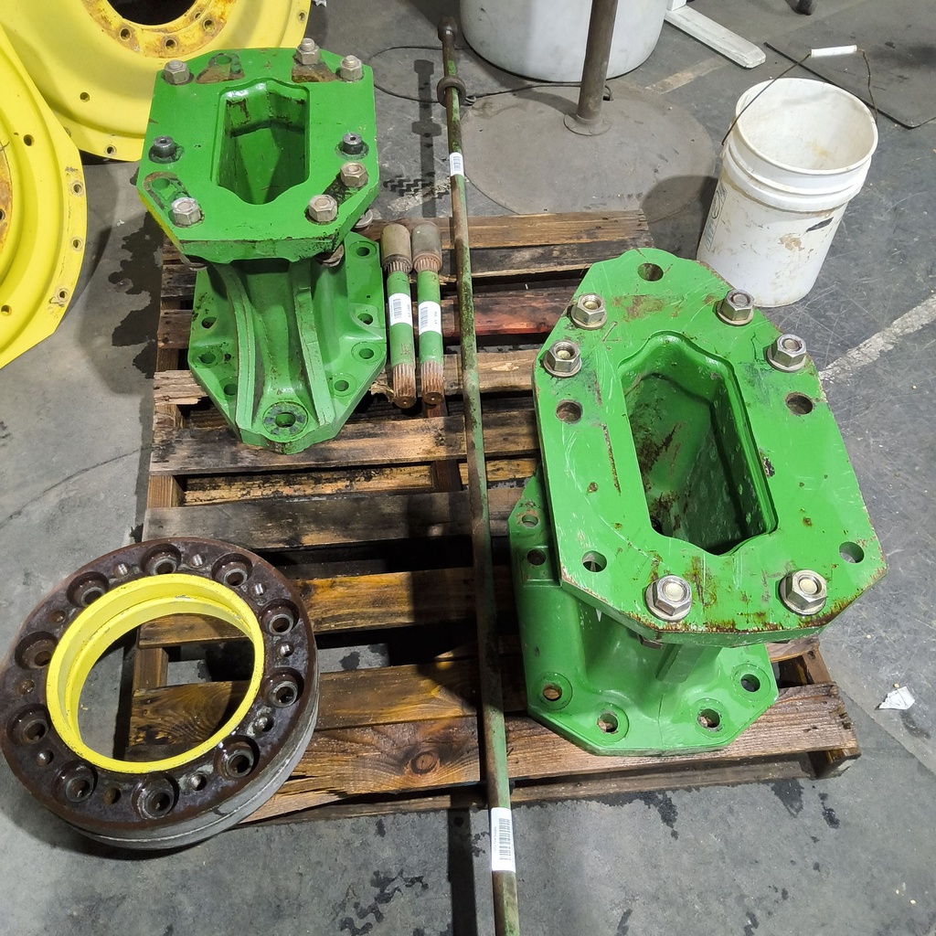 15.75"L Combine Frame Extension for John Deere Combine 9000STS/"S" Series ("B" Std 18/18 Spline Long/Short Drive Shafts), John Deere Green