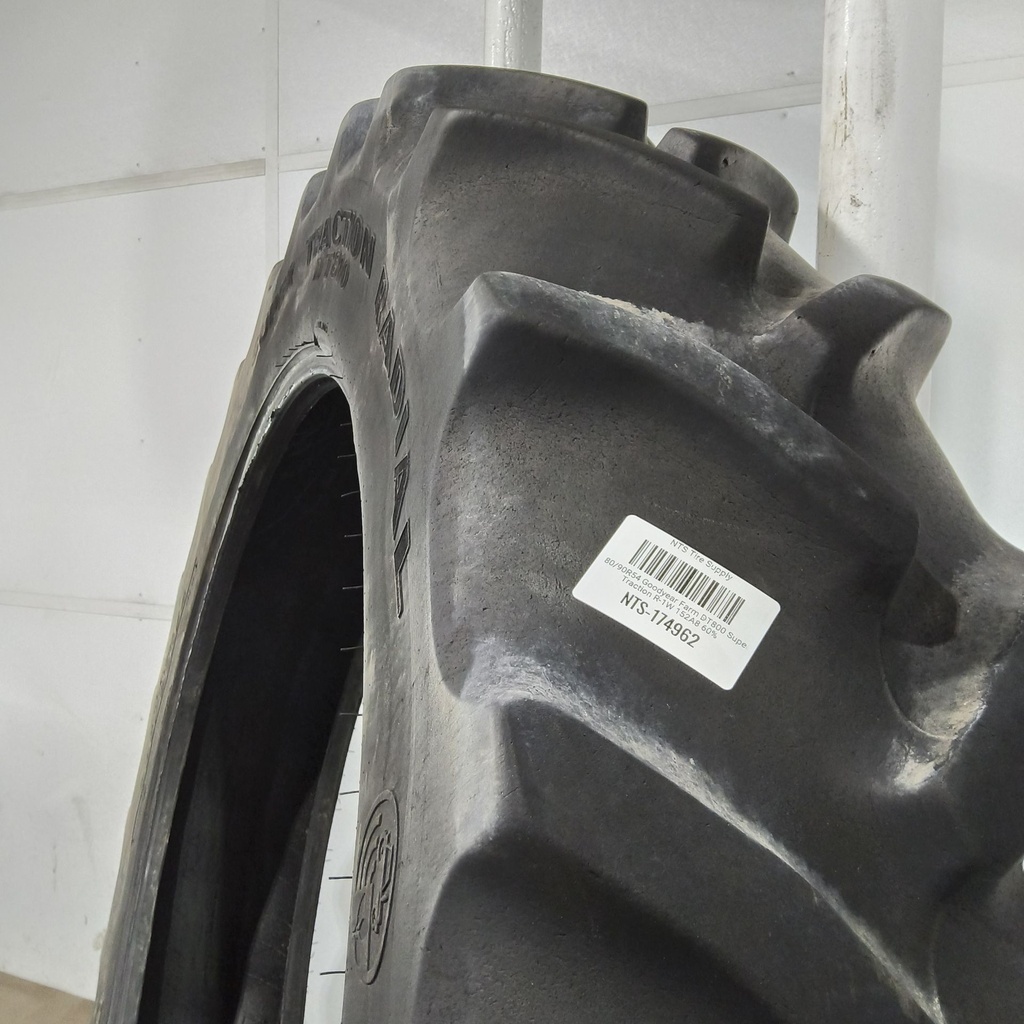 380/90R54 Goodyear Farm DT800 Super Traction R-1W 152A8 60%