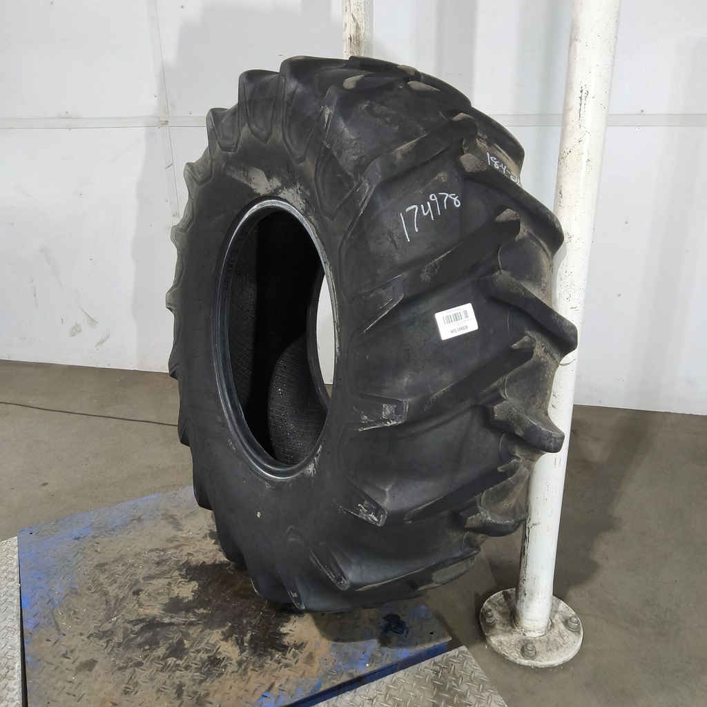 18.4-26 Firestone Traction Field & Road R-1 F (12 Ply), 35%