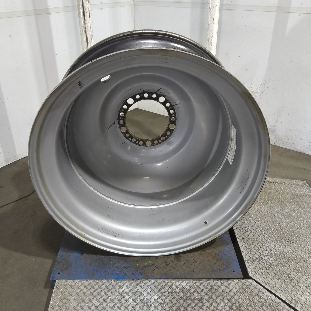 18"W x 42"D, Case IH Silver Mist 20-Hole Dolly Dual , -15.38" Offset