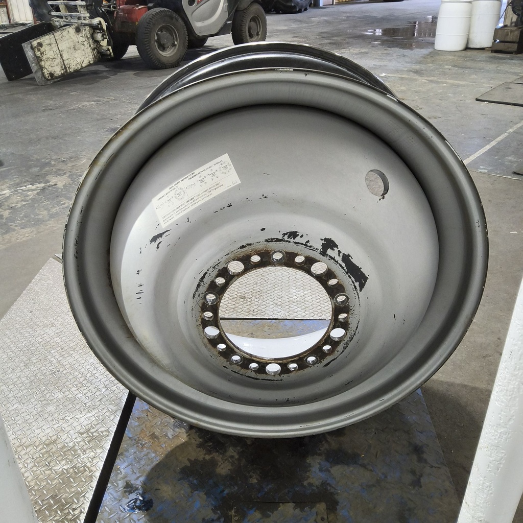 18"W x 42"D, Case IH Silver Mist 20-Hole Dolly Dual , -15.38" Offset