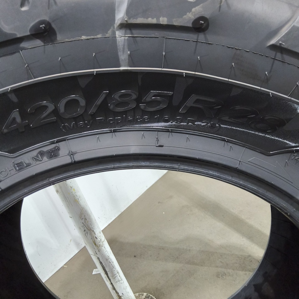 420/85R28 Michelin AgriBib 2 R-1W 144A8/144B 99%