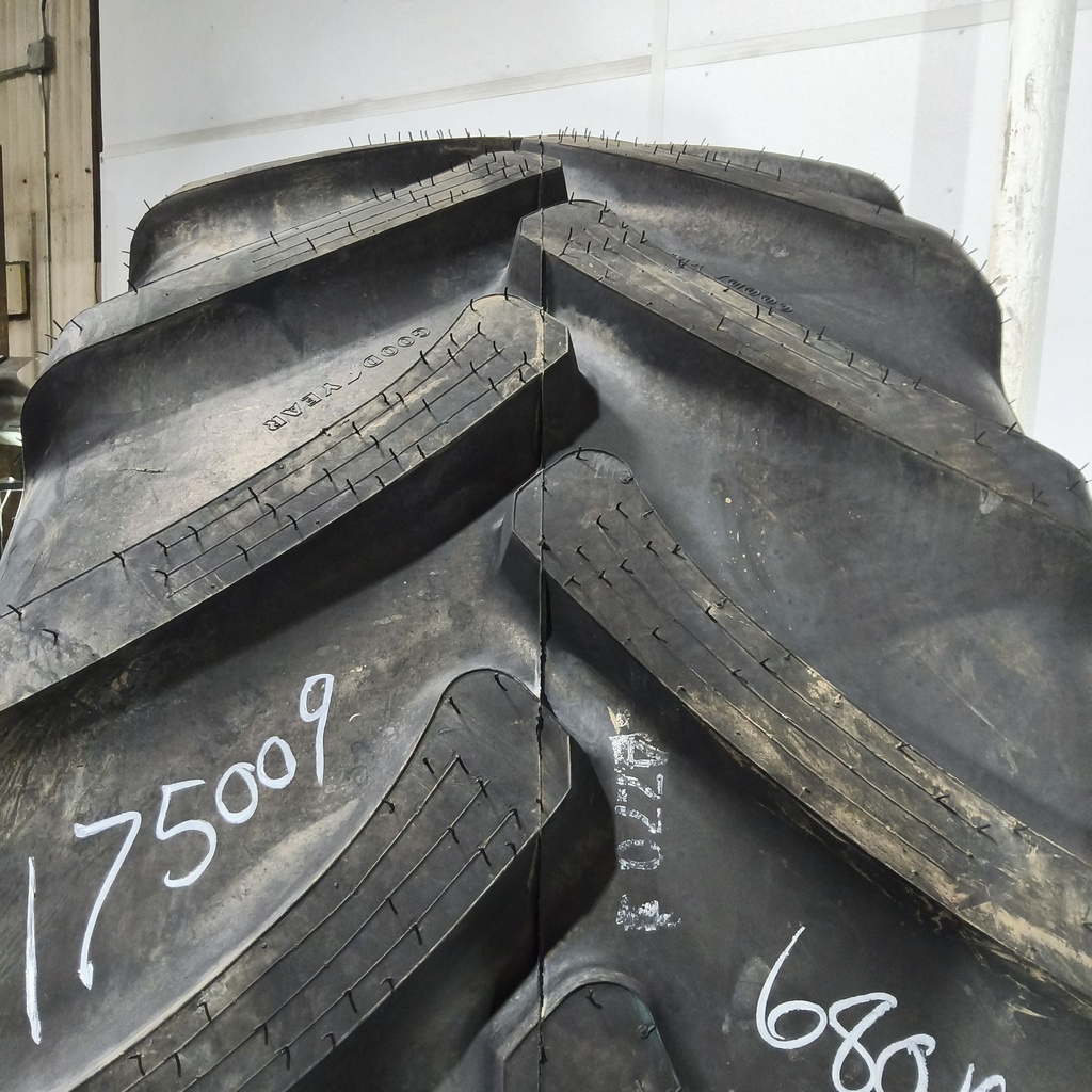LSW680/50R46 Goodyear Farm OptiTorque R-1 173D 99%