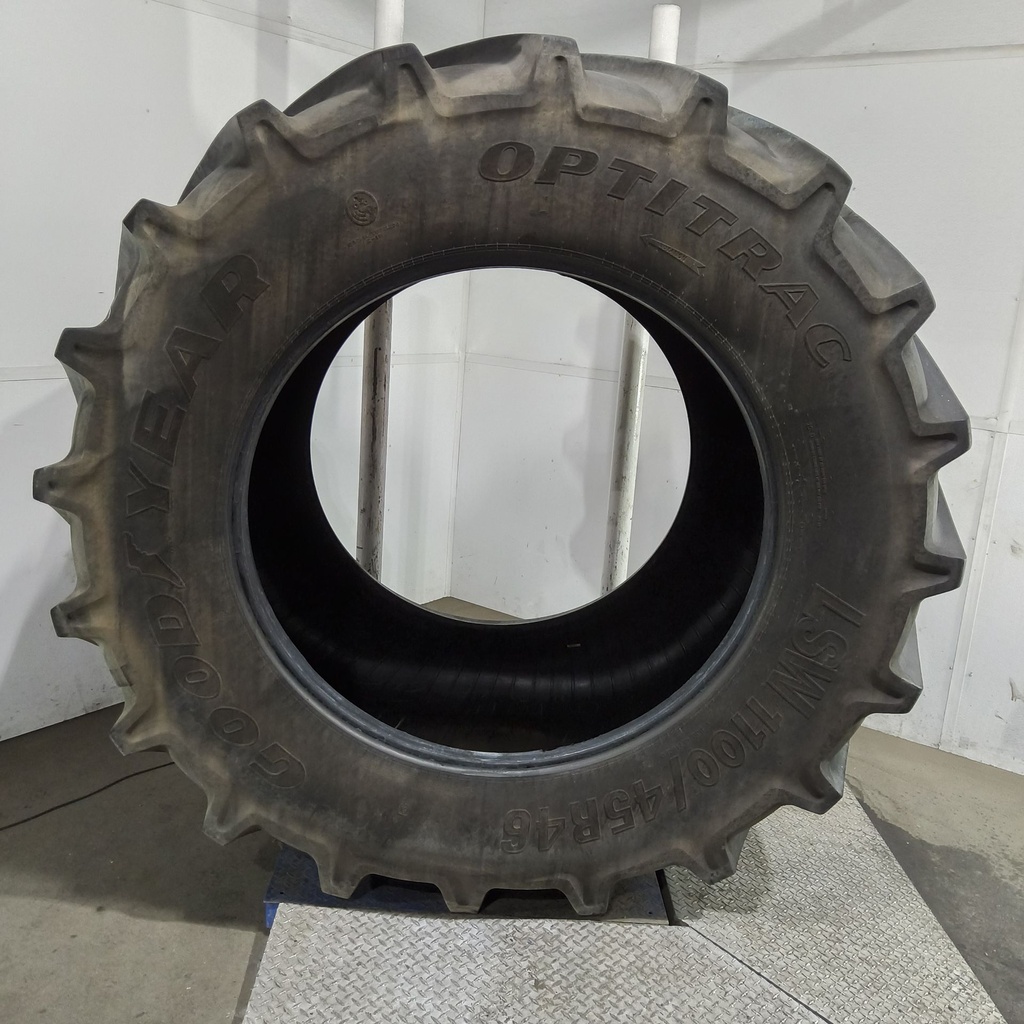 LSW1100/45R46 Goodyear Farm Optitrac R-1W 201D 85%