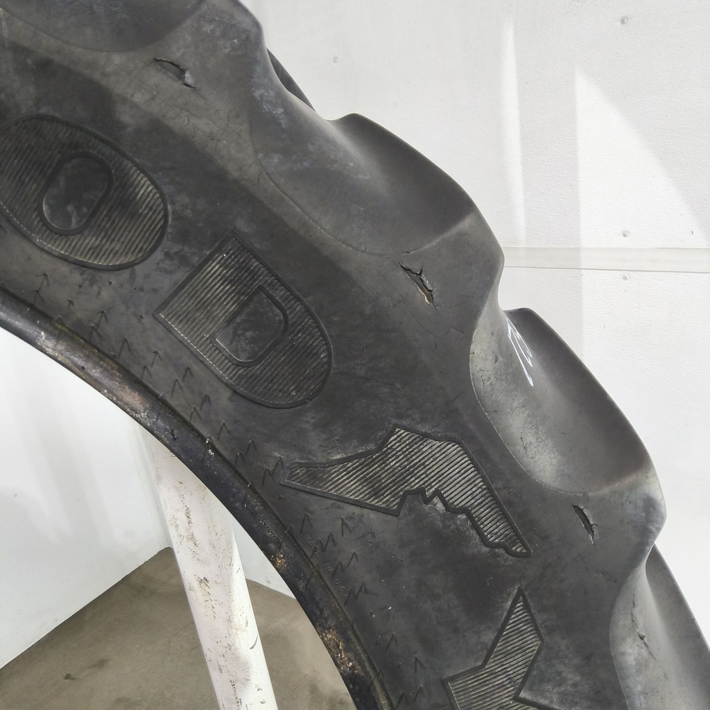 380/90R50 Goodyear Farm DT800 R-1W 151A8 55%