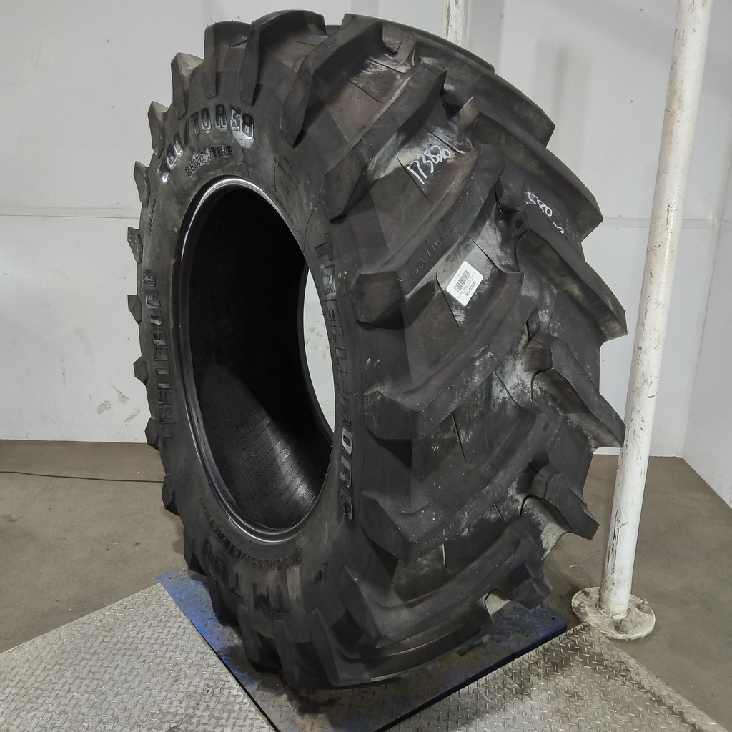 580/70R38 Trelleborg TM700 Progressive Traction R-1W 155D 99%