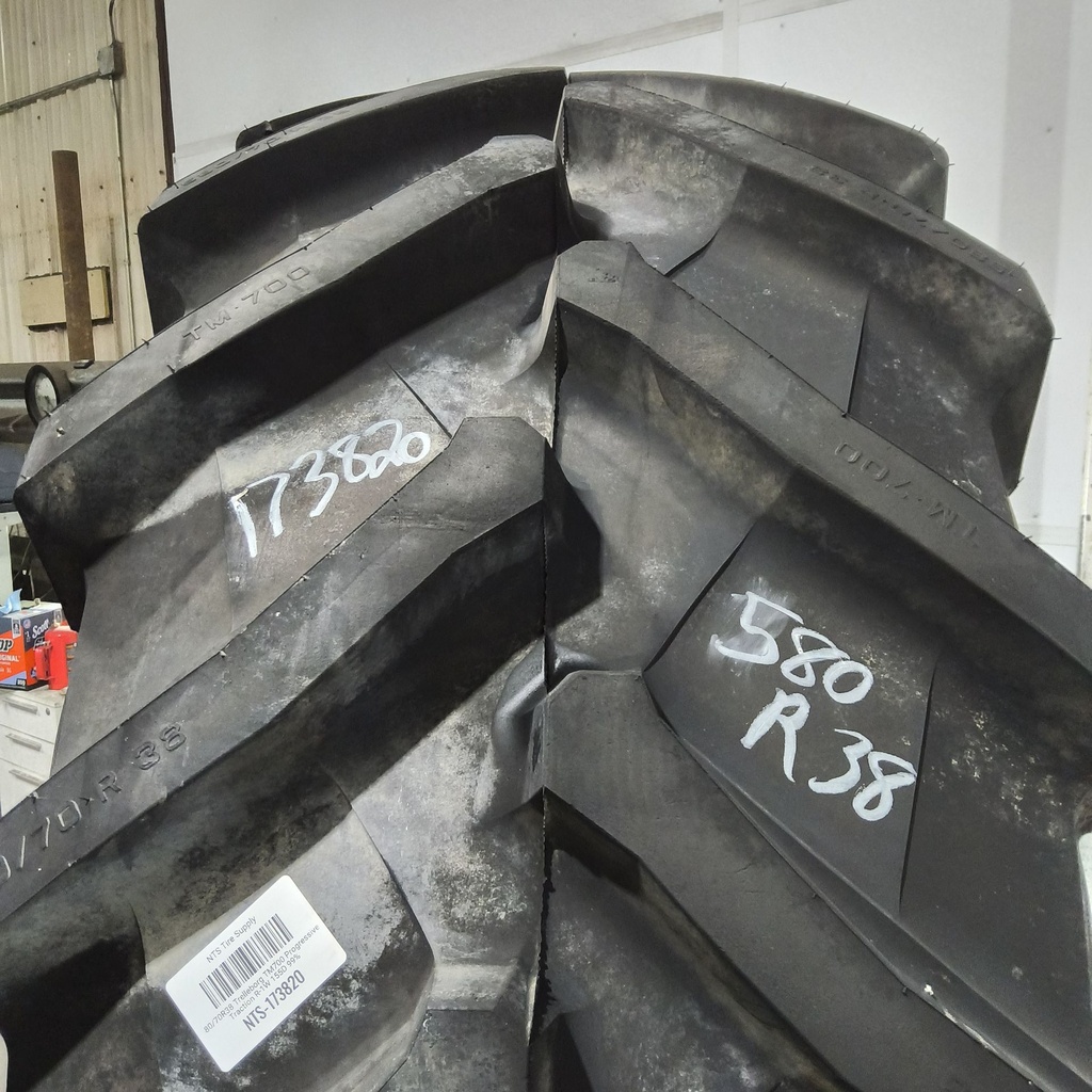 580/70R38 Trelleborg TM700 Progressive Traction R-1W 155D 99%