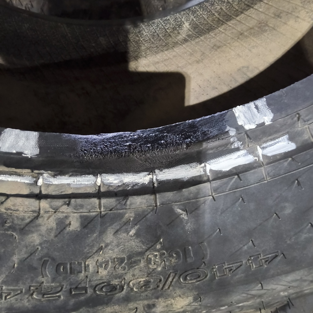 440/80-24 Galaxy Super Industrial Lug R-4 142A8 99%