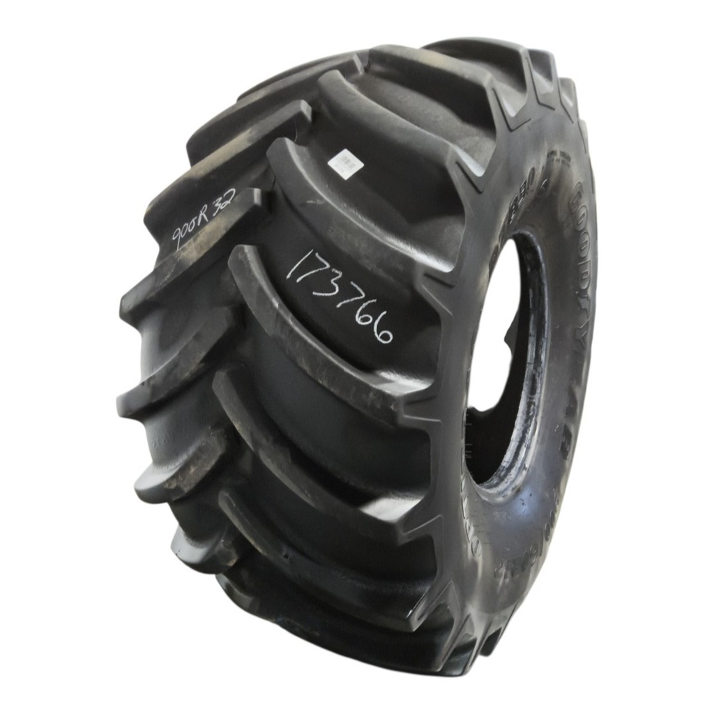 900/60R32 Goodyear Farm DT830 Optitrac R-1W 176B 75%