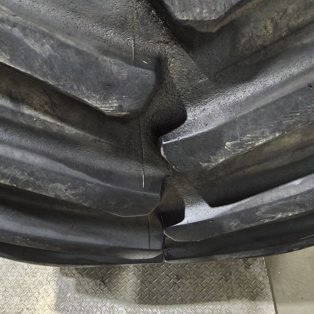 IF1250/50R32 Firestone Radial Deep Tread 23 CFO R-1W 201B 85%