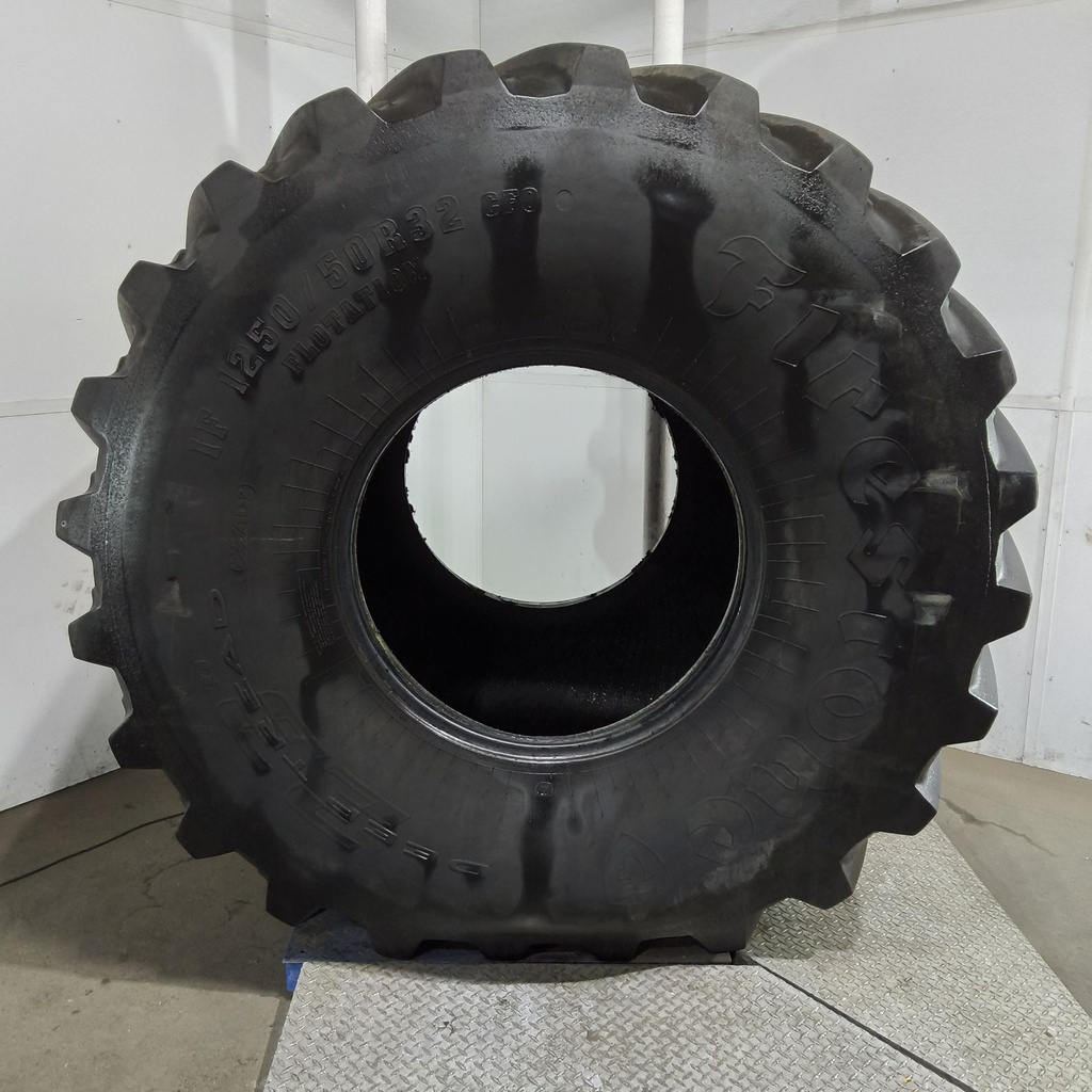 IF1250/50R32 Firestone Radial Deep Tread 23 CFO R-1W 201B 85%