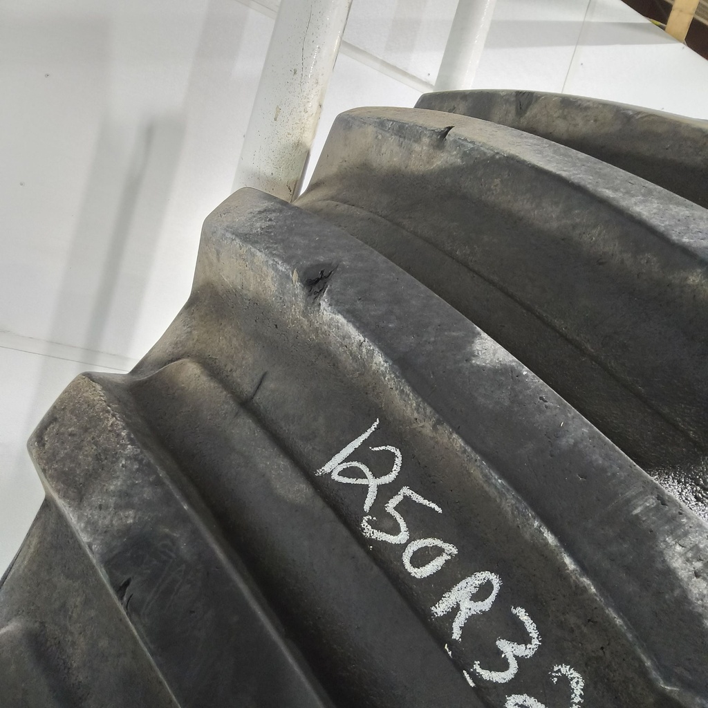 IF1250/50R32 Firestone Radial Deep Tread 23 CFO R-1W 201B 85%
