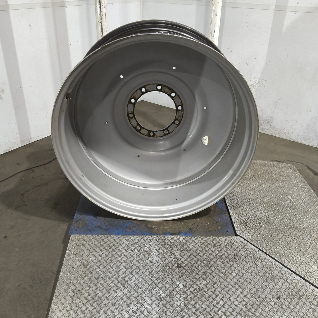 18"W x 42"D, Case IH Silver Mist 10-Hole Formed Plate , -9" Offset