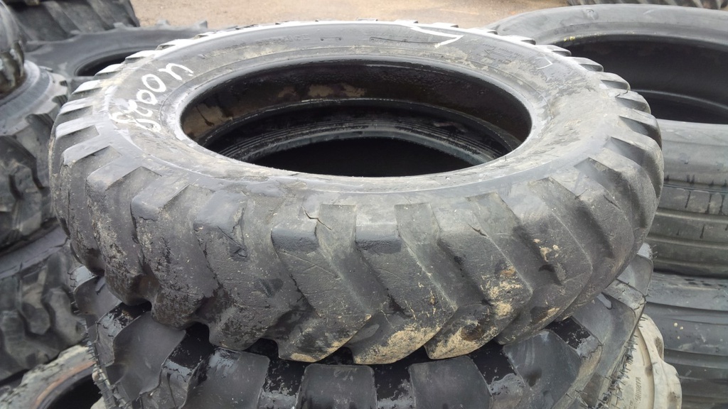 5.70/-15 Goodyear Farm Skid Steer Chevron 60%