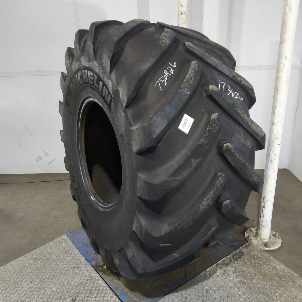 750/65R26 Michelin MegaXBib R-1W 171B 50%