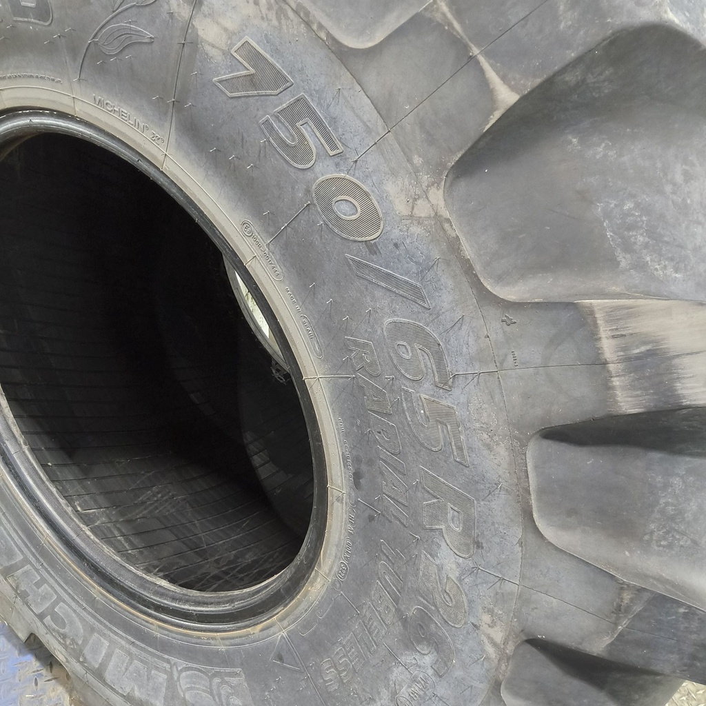 750/65R26 Michelin MegaXBib R-1W 171B 75%