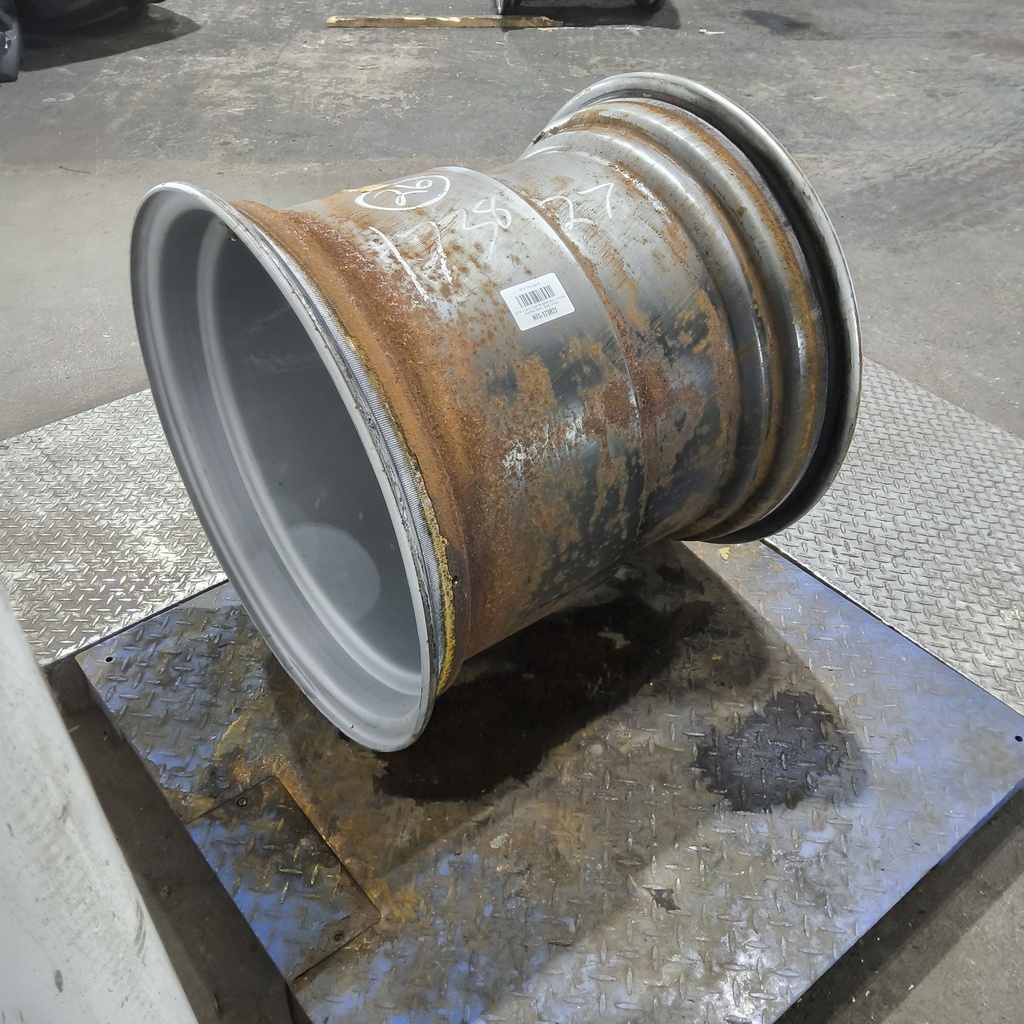 25"W x 26"D, Case IH Silver Mist 10-Hole Formed Plate , -5.25" Offset