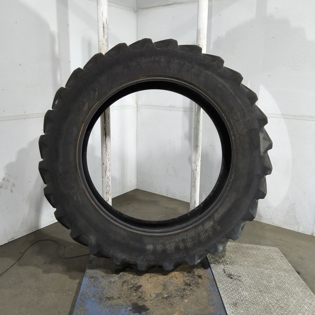 380/90R46 BKT Tires Agrimax RT 945 R-1W 159A8 60%