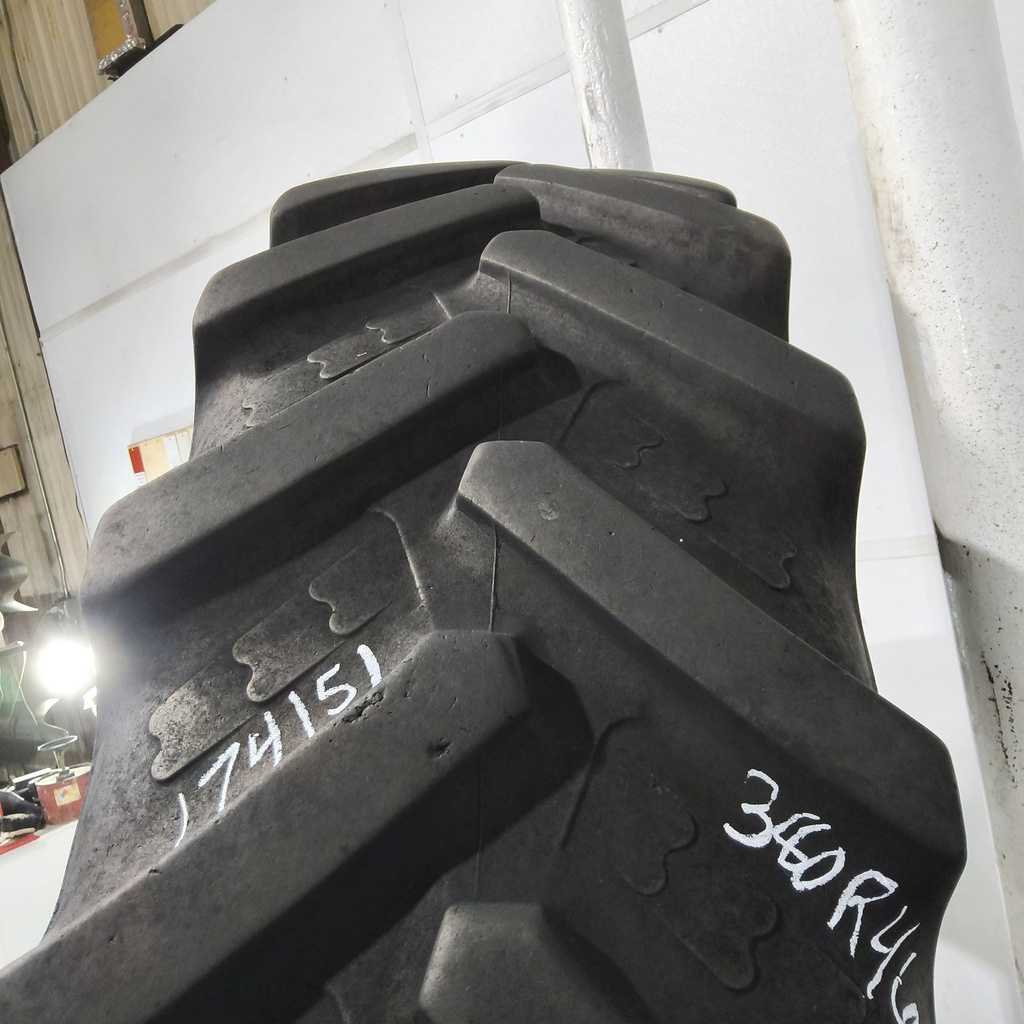 380/90R46 BKT Tires Agrimax RT 945 R-1W 159A8 60%