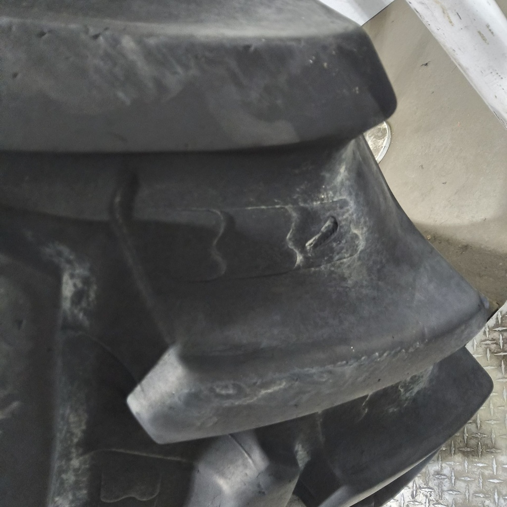380/90R46 BKT Tires Agrimax RT 945 R-1W 159A8 60%
