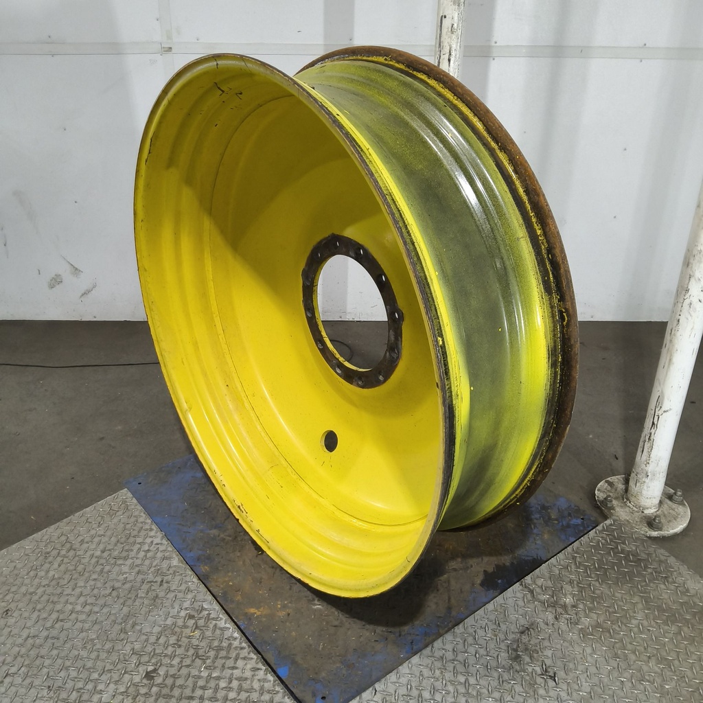 13"W x 46"D, John Deere Yellow 12-Hole Bubble Disc Sprayer , -4.62" Offset